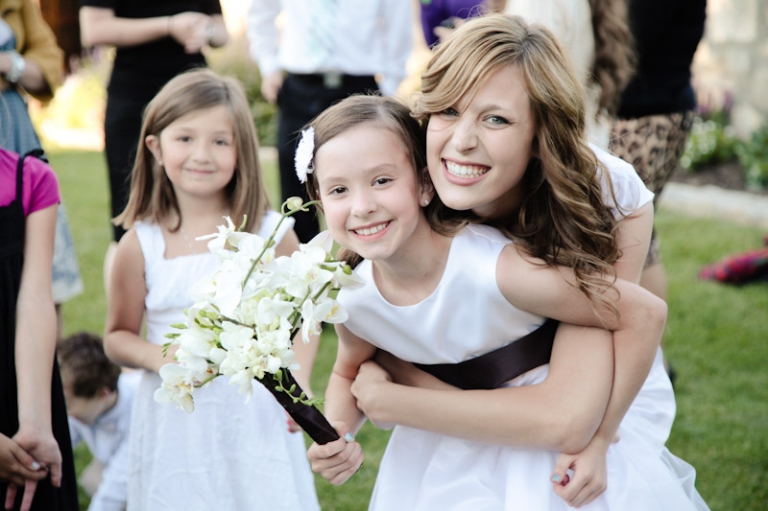 Weddings-2011-06-20-Melissa-Graig-Utah-Wedding-and-Portrait-Photographer-Wadley-Farms-Wedding-lawn-games080IMG_6984-Blog(pp_w768_h511)