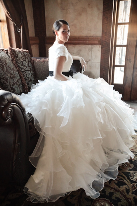 Wedding-and-Portrait-Photographer-Bridals-UT005IMG_7562-Blog(pp_w480_h720)