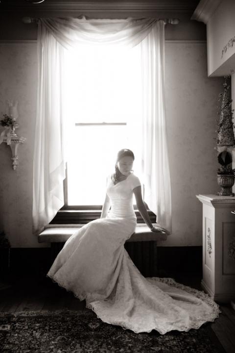 Wedding-and-Portrait-Photographer-Bridals-UT017IMG_9694-Blog(pp_w480_h720)