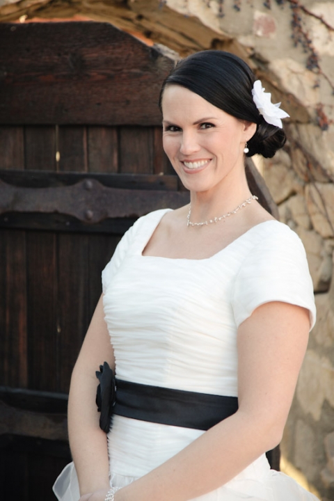 Wedding-and-Portrait-Photographer-Bridals-UT027IMG_7514-Blog(pp_w480_h720)