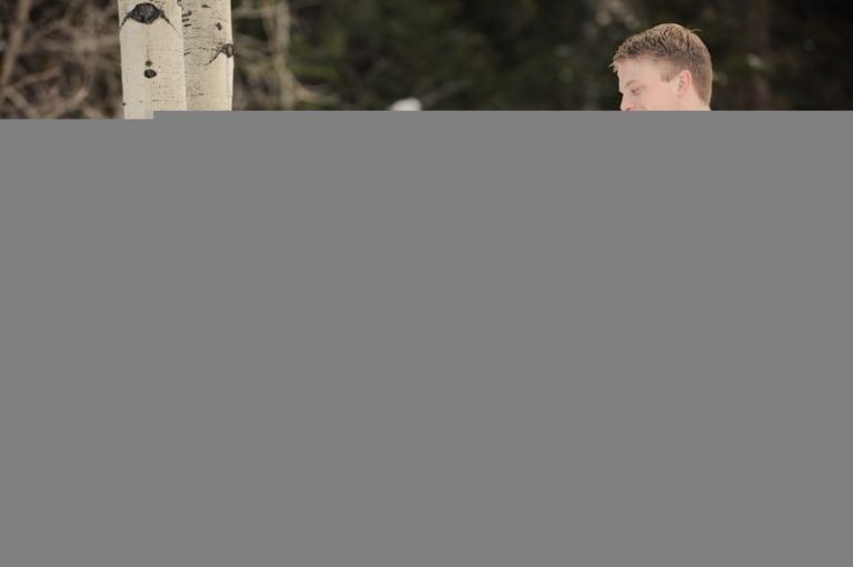 Wedding-and-Portrait-Photographer-WInter-Engagements025IMG_9785-Blog(pp_w768_h511)