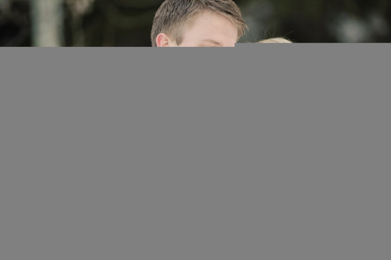 Wedding-and-Portrait-Photographer-WInter-Engagements033IMG_9923-Blog(pp_w768_h511)