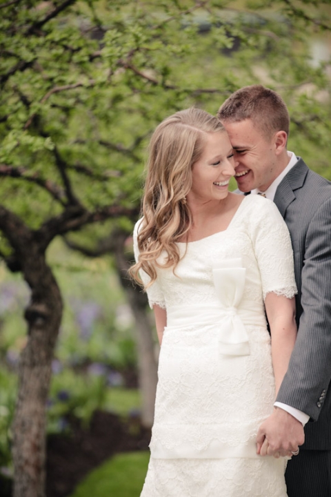 Wedding-and-Portrait-Photographer-Bridals-SLC003IMG_0746-Blog(pp_w480_h720)