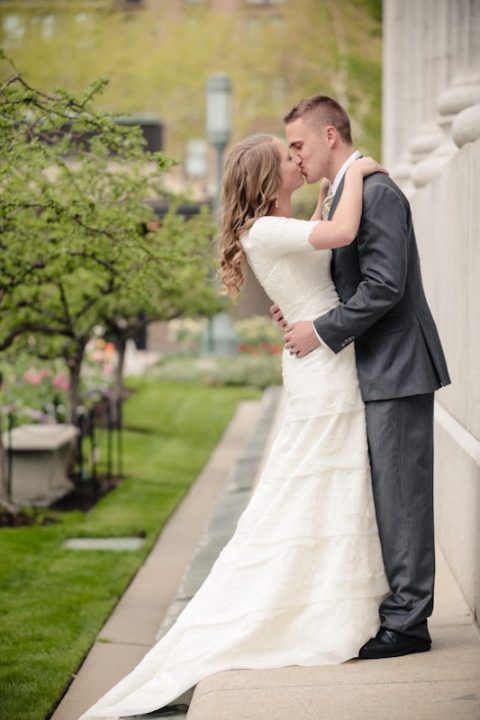 Wedding-and-Portrait-Photographer-Bridals-SLC005IMG_0700-Blog(pp_w480_h720)