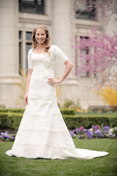 Wedding-and-Portrait-Photographer-Bridals-SLC014IMG_0586-Blog(pp_w480_h720)