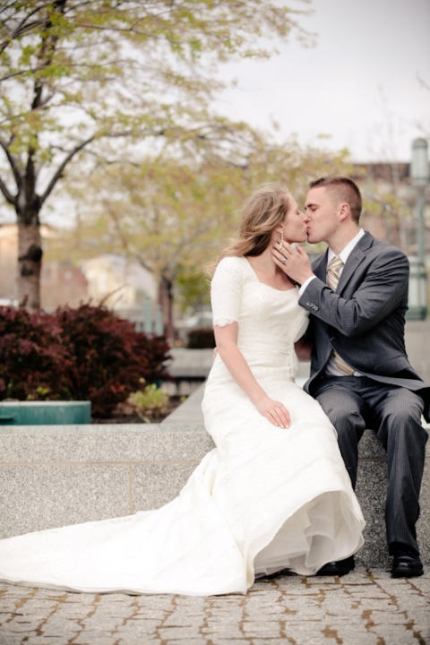 Wedding-and-Portrait-Photographer-Bridals-SLC019IMG_0895-Blog(pp_w480_h720)
