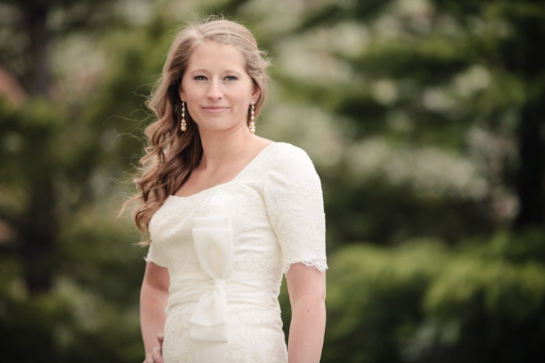 Wedding-and-Portrait-Photographer-Bridals-SLC023IMG_1010-Blog(pp_w768_h511)