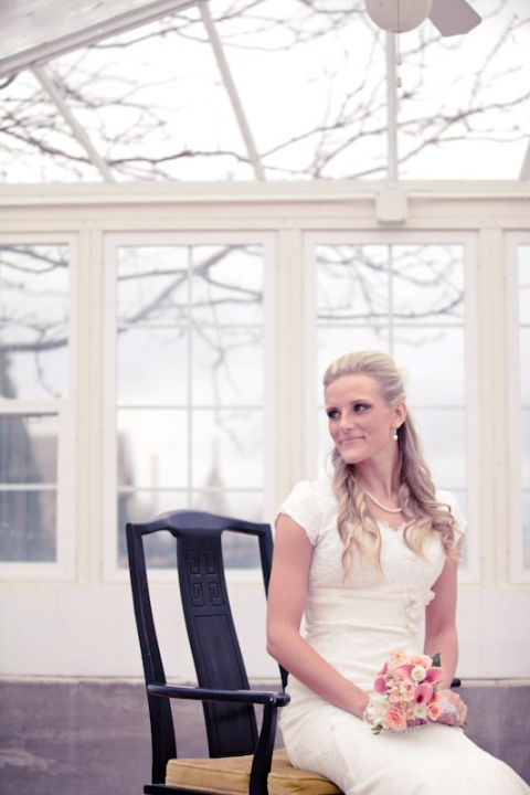 Wedding-and-Portrait-Photographer-Bridals-UT003IMG_9044-Blog(pp_w480_h720)