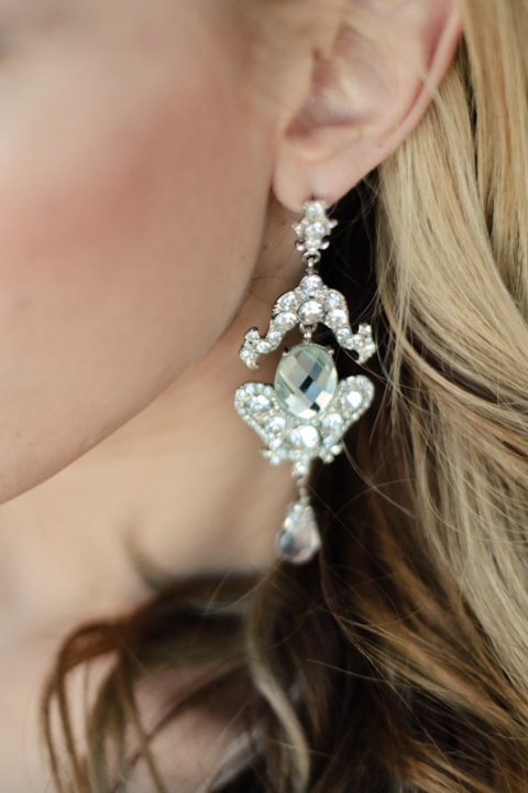 Wedding-and-Portrait-Photographer-Classy-Bridals007IMG_1953-Blog(pp_w480_h720)