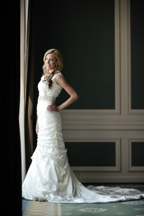 Wedding-and-Portrait-Photographer-Classy-Bridals035IMG_2334-Blog(pp_w480_h720)