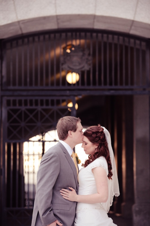 Wedding-and-Portrait-Photographer-Classy-Bridals037IMG_6876-Blog(pp_w480_h720)