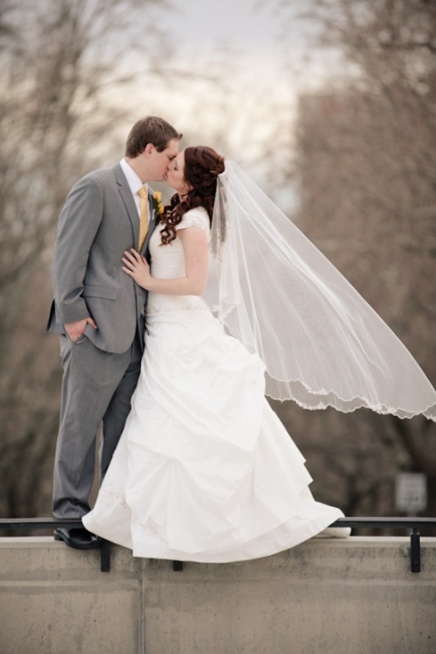 Wedding-and-Portrait-Photographer-Classy-Bridals040IMG_6982-Blog(pp_w480_h720)