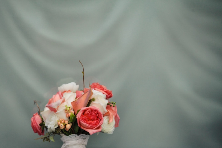 Wedding-and-Portrait-Photographer-Elisabeth-Kate-Studios-Photography-Blossoms-rainy-day014IMG_3737-Blog(pp_w768_h511)