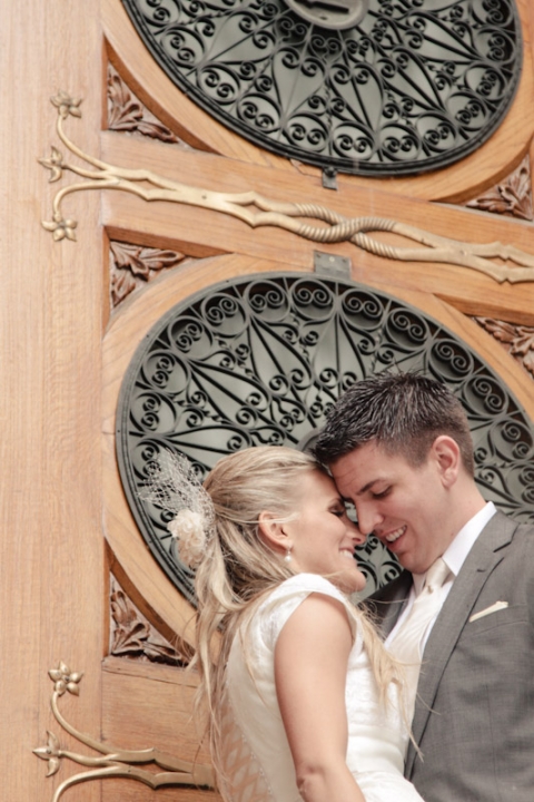 Wedding-and-Portrait-Photographer-Elisabeth-Kate-Studios-Photography-Blossoms-rainy-day019IMG_6922-Blog(pp_w480_h720)