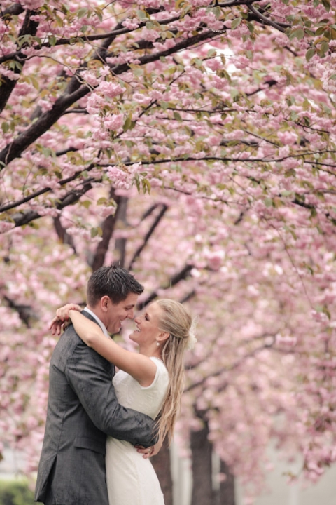 Wedding-and-Portrait-Photographer-Elisabeth-Kate-Studios-Photography-Blossoms-rainy-day024IMG_3792-Blog(pp_w480_h720)