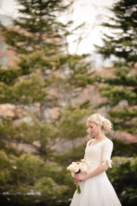 Wedding-and-Portrait-Photographer-Elisabeth-kate-studios-SLC-wedding-photographer025IMG_9291-Blog(pp_w480_h720)