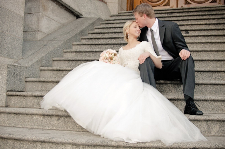 Wedding-and-Portrait-Photographer-Elisabeth-kate-studios-SLC-wedding-photographer035IMG_3137-Blog(pp_w768_h511)