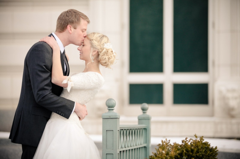 Wedding-and-Portrait-Photographer-Elisabeth-kate-studios-SLC-wedding-photographer037IMG_9207-Blog(pp_w768_h511)