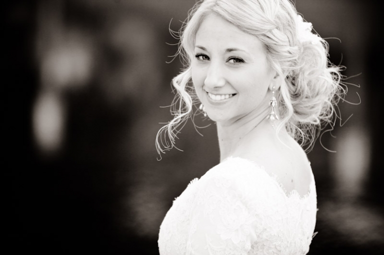 Wedding-and-Portrait-Photographer-Elisabeth-kate-studios-SLC-wedding-photographer042IMG_9263-Blog(pp_w768_h511)