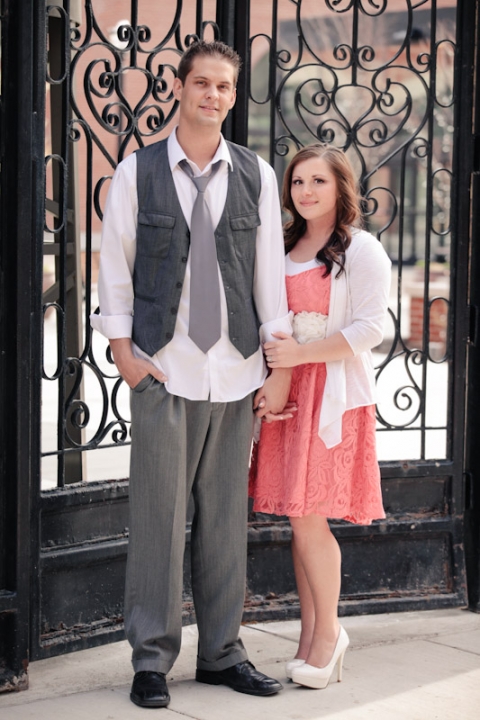 Wedding-and-Portrait-Photographer-Engagements-Elisabeth-Kate-Studios013IMG_2133-Blog(pp_w480_h720)