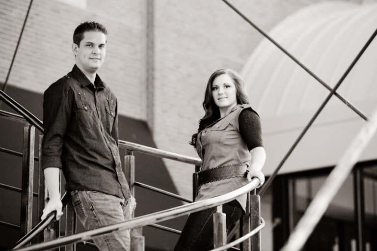 Wedding-and-Portrait-Photographer-Engagements-Elisabeth-Kate-Studios024IMG_2320-Blog(pp_w768_h511)