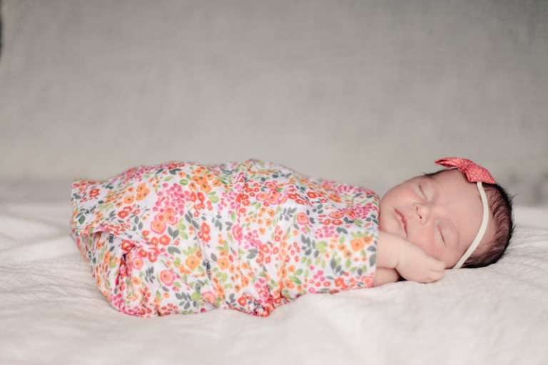Wedding-and-Portrait-Photographer-Newborn-photos011IMG_5998-Blog(pp_w768_h511)