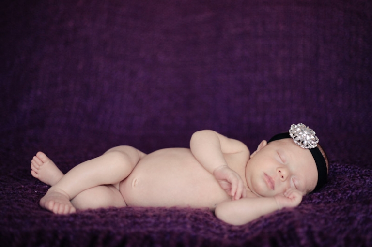 Wedding-and-Portrait-Photographer-Newborns009IMG_8373-Blog(pp_w768_h511)
