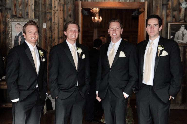 Wedding-and-Portrait-Photographer-Spring-wedding053IMG_4300-Blog(pp_w768_h511)