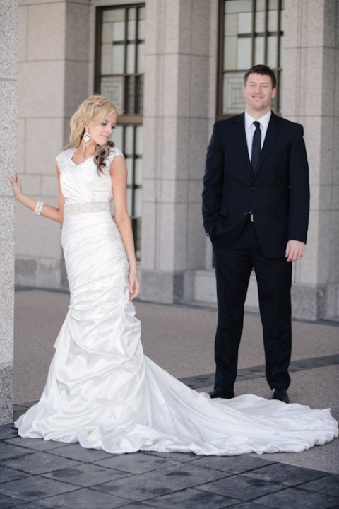 Wedding-and-Portrait-Photographer-draper-temple034IMG_0413-Blog(pp_w480_h720)
