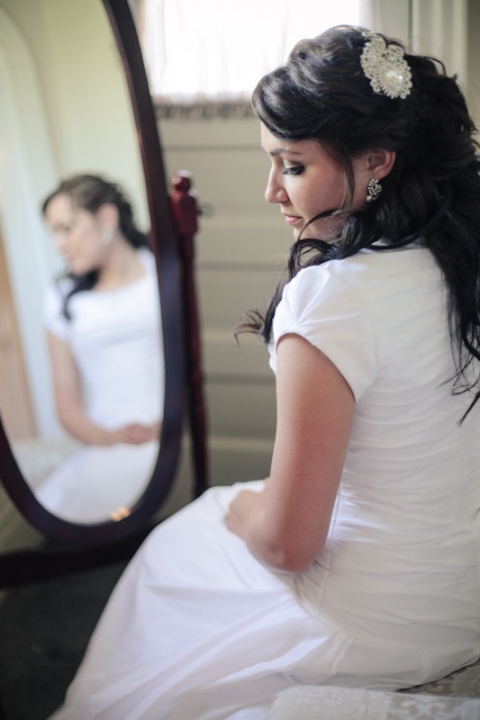 SLC-Wedding-Elisabeth-Kate-Studios-Photography-UT-37(pp_w480_h720)