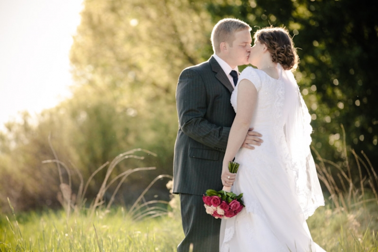 Wedding-and-Portrait-Photographer-Bridals-UT010IMG_0843-Blog(pp_w768_h511)