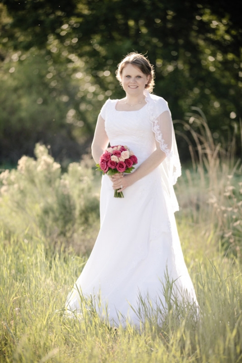 Wedding-and-Portrait-Photographer-Bridals-UT011IMG_0807-Blog(pp_w480_h720)