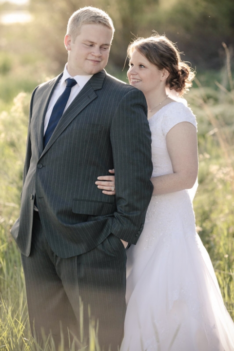 Wedding-and-Portrait-Photographer-Bridals-UT017IMG_0897-Blog(pp_w480_h720)