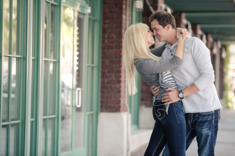 Wedding-and-Portrait-Photographer-City-Engagements-Elisabeth-Kate-Studios036IMG_8595-Blog(pp_w768_h511)
