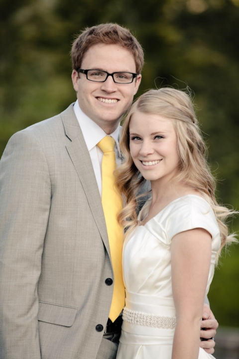 Wedding-and-Portrait-Photographer-Mountains-Bridals043IMG_5814-Blog(pp_w480_h720)
