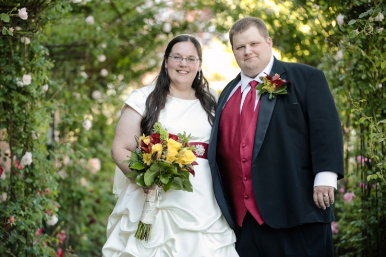 Wedding-and-Portrait-Photographer-North-Hampton-house-reception-center0240R0A9777-Blog(pp_w768_h511)