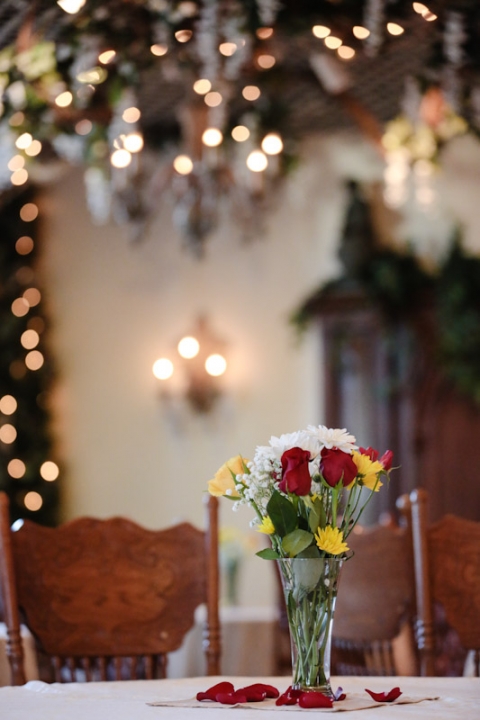 Wedding-and-Portrait-Photographer-North-Hampton-house-reception-center0290R0A0121-Blog(pp_w480_h720)
