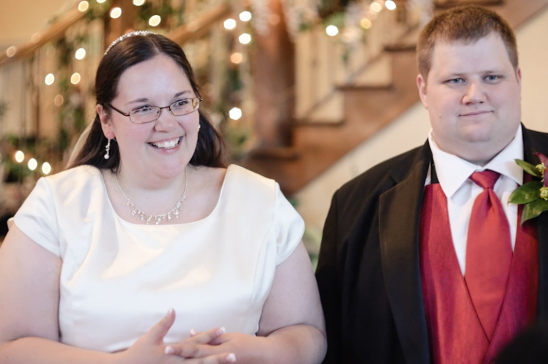 Wedding-and-Portrait-Photographer-North-Hampton-house-reception-center0330R0A0495-Blog(pp_w768_h511)