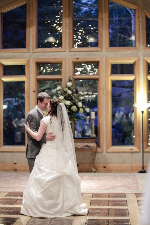 Wedding-and-Portrait-Photographer-SlC-wedding-Heritage-Gardens-reception056IMG_6327-Blog(pp_w480_h720)