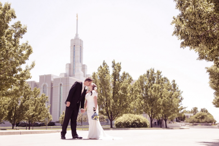 Wedding-and-Portrait-Photographer-Timpanogos-Wedding-Photographer012IMG_0103-Blog(pp_w768_h511)