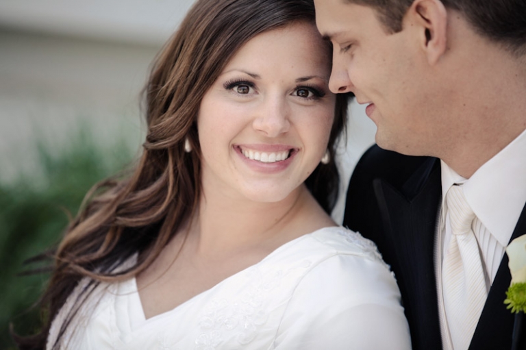 Wedding-and-Portrait-Photographer-Timpanogos-Wedding-Photographer019IMG_9776-Blog(pp_w768_h511)