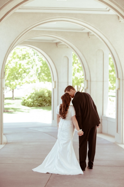 Wedding-and-Portrait-Photographer-Timpanogos-Wedding-Photographer023IMG_9869-Blog(pp_w480_h720)