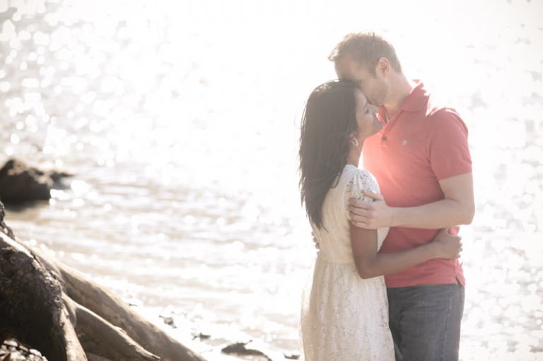 Wedding-and-Portrait-Photographer-water-engagements-Elisabeth-Kate-Studios-Photography005IMG_8970-Blog(pp_w768_h511)