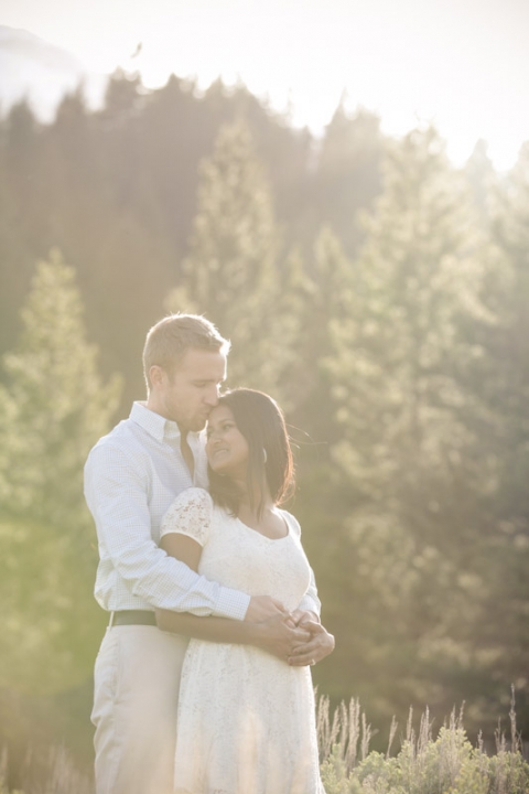 Wedding-and-Portrait-Photographer-water-engagements-Elisabeth-Kate-Studios-Photography031IMG_9620-Blog(pp_w480_h720)