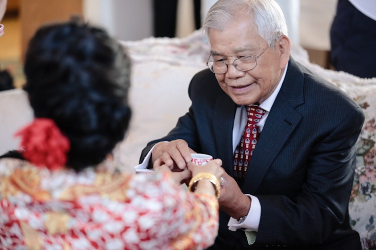 Chines-Tea-Cerimony-Wedding-Utah-Photographer-042(pp_w768_h511)