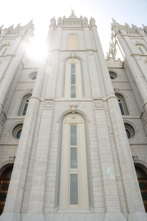 Chines-Tea-Cerimony-Wedding-Utah-Photographer-050(pp_w480_h720)