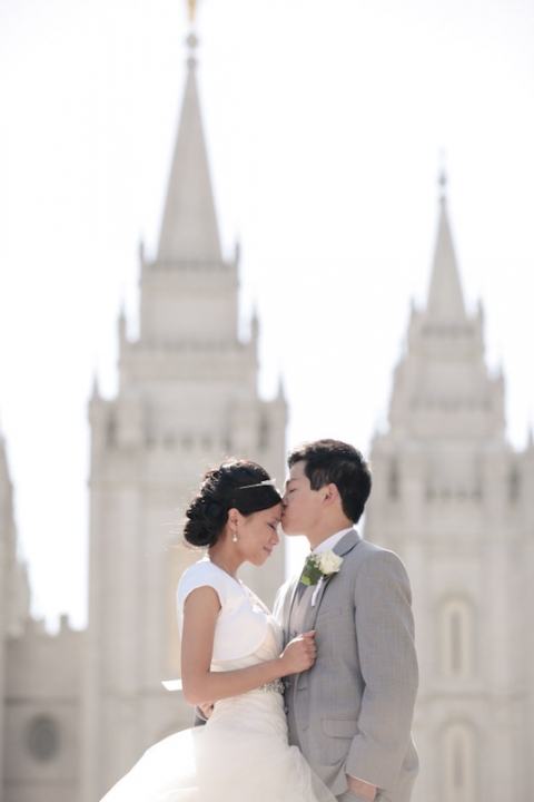 Chines-Tea-Cerimony-Wedding-Utah-Photographer-080(pp_w480_h720)