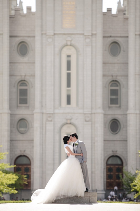 Chines-Tea-Cerimony-Wedding-Utah-Photographer-083(pp_w480_h720)