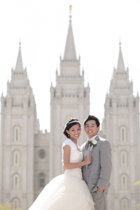 Chines-Tea-Cerimony-Wedding-Utah-Photographer-084(pp_w480_h720)