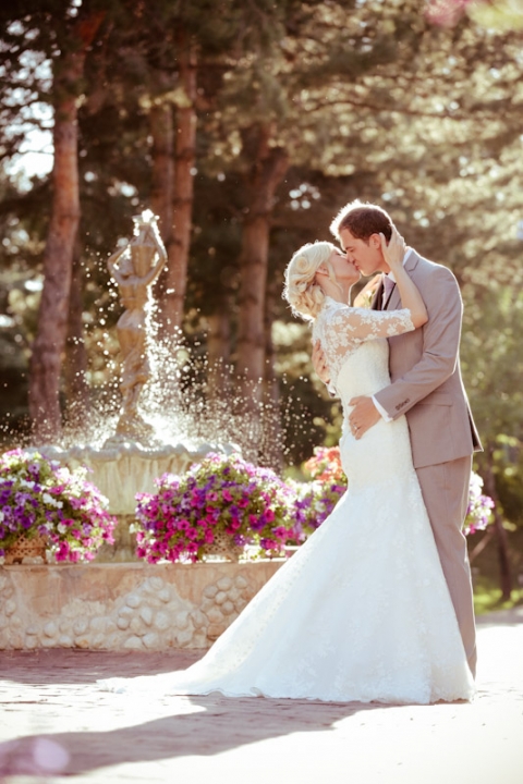 Wedding-Danielle-Josh-La-Caille-Wedding-26(pp_w480_h720)